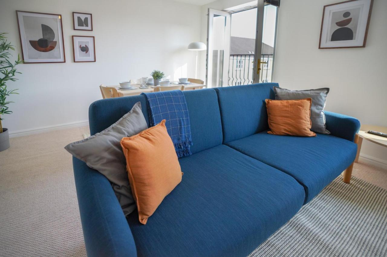 Stylish Apartment With Private Parking Кардіфф Екстер'єр фото